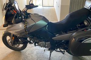 Suzuki V Strom DL 650 - 2008