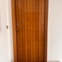 Portoncino d’ingresso blindato e 4 porte interne