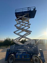 Piattaforma a pantografo JLG M4069