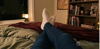 Calzini bianchi in cotone usati