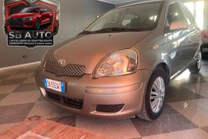toyota Yaris 1.4  neopatentati 
