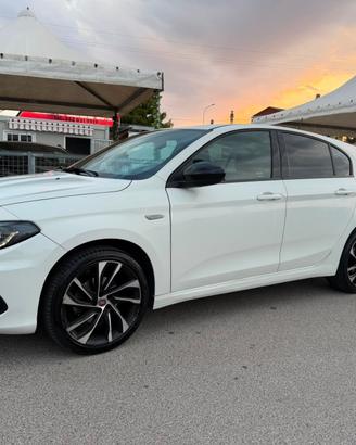 Fiat Tipo 1.6 Mjt 120CV MY20 LOUNGE GARANZIA 12