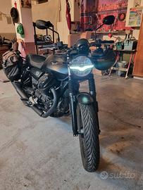 Moto Guzzi V7 Stone Nero 850cc
