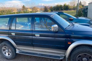 Mitsubishi pajero sport