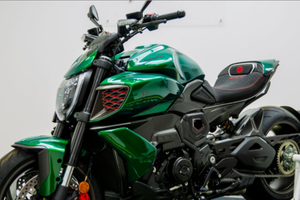 Ducati Diavel Bentley Gen 25 nuova