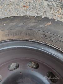 Gomme e cerchi invernali 185/60R15Nokian snowproof