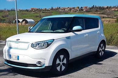 KIA Soul EV - 2015 Luxury 27 Kwh