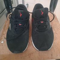 Scarpe Mizuno originali da corsa