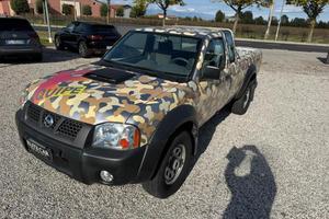 NISSAN NP300 2.5 D 2p. King Cab Easy Chassis