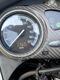 BMW 650 2001