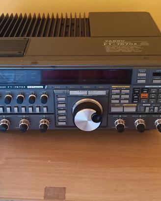 YAESU Ricetrasmittente