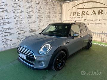 Mini 1.5 Cooper D Business cambio automatico