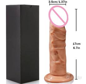 Dildo realistico a ventosa