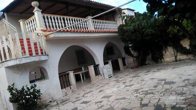 Siracusa villa al mare Arenella