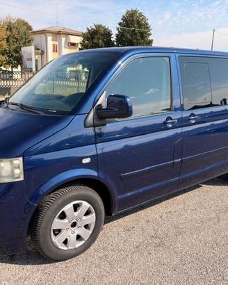 Volkswagen Transporter 2.5 TDI/174CV PC Kombi