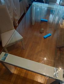 Tavolo in vetro