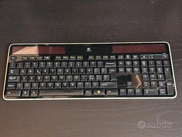 Logitech K750 solar  italiana + Logitech Unifying 