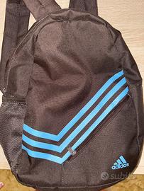 Zaino Sportivo Adidas - Nero con dettagli Azzurri