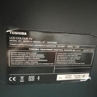 Televisore colore marca Toshiba