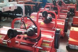 TRINCIA SARMENTI CENTRALI CON SPOSTAMENTO