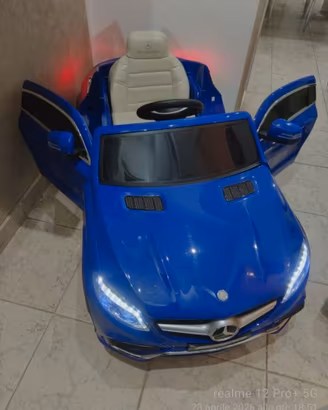 Auto elettrica per bambini