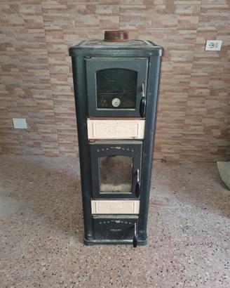 Stufa a legna con fornetto+pred.pentola