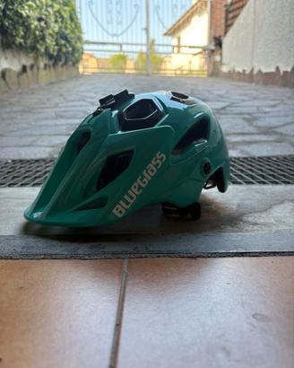 casco da bici bluegrass