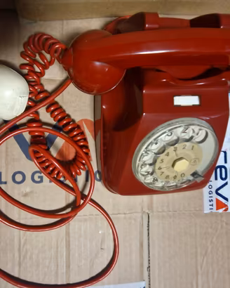 telefono vintage a disco rosso bordeaux  Sip