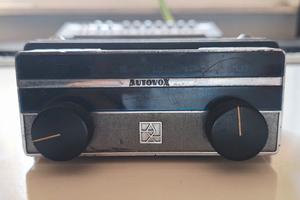 Autoradio d'epoca Autovox con cestello estraibile