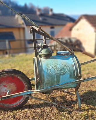 Carriola irroratrice vintage Volpi