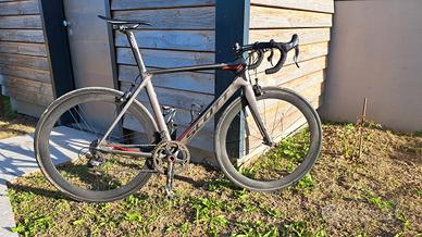 scott foil carbonio taglia 56