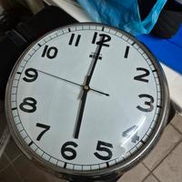 3 orologii muro