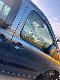 Porta anteriore dx fiat scudo anno 2007
