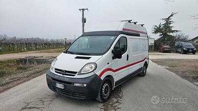 OPEL VIVARO 1.9 TDCi tetto alto passo lungo