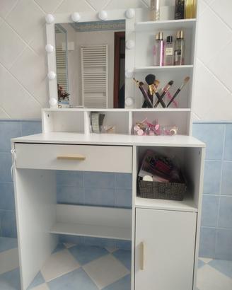 Scrivania trucco