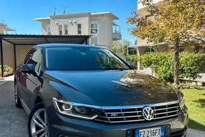 Volkswagen  Passat B8 2016