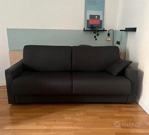 Divano letto matrimoniale