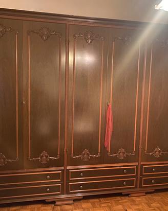 Armadio anni 70 in legno