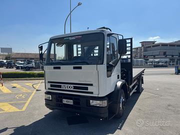 Iveco eurocargo 150e18 gru con cassone fisso