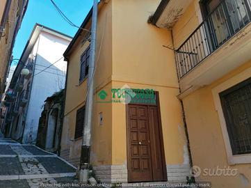 CASA INDIPENDENTE A MERCOGLIANO