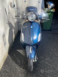Vespa primavera 150 cc