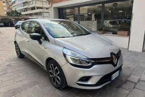 RENAULT Clio dCi 8V 90CV 5 porte Moschino Intens