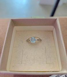 Anello Oro Bianco RAGGI Gioielleria