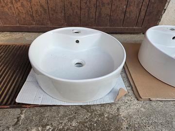2 lavabi tondi d'appoggio+mensola laminato
