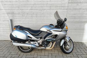 Honda deauville 650 anno 2003