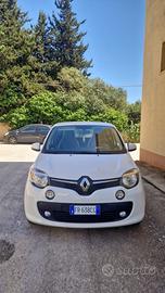 Renault Twingo SCe Lovely
