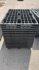 Bancali/pallet in plastica nera 120cm x 80 cm