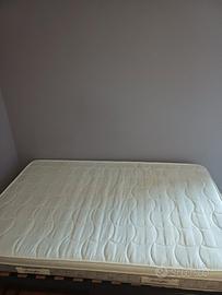 Letto con materasso