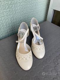 SCARPE DONNA BIANCHE, numero 38, chiusura fibbia