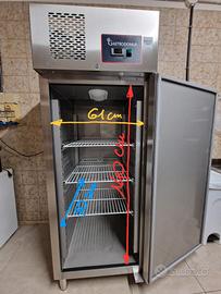 Frigorifero professionale 700 L